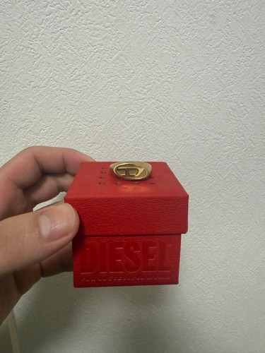 Diesel logo ring - logo, gold